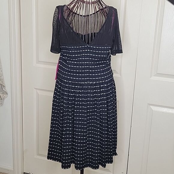 Betsy Johnson Black Knit and Sheer Dress Size 10 NWT - Picture 6 of 8